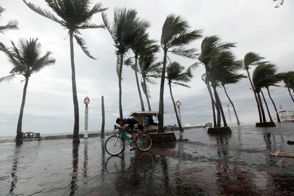 PHILIPPINES TROPICAL STORM AERE