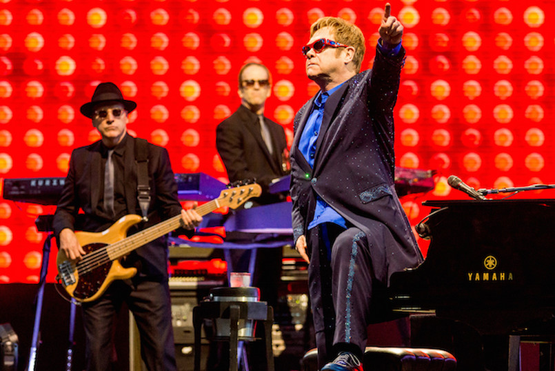 Elton John zaczarował Operę Leśną. Wielkie przeboje i cudowna atmosfera [FOTO]