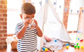 7 gyerek került kórházba egy csepeli óvodából - hipós vizet ittak