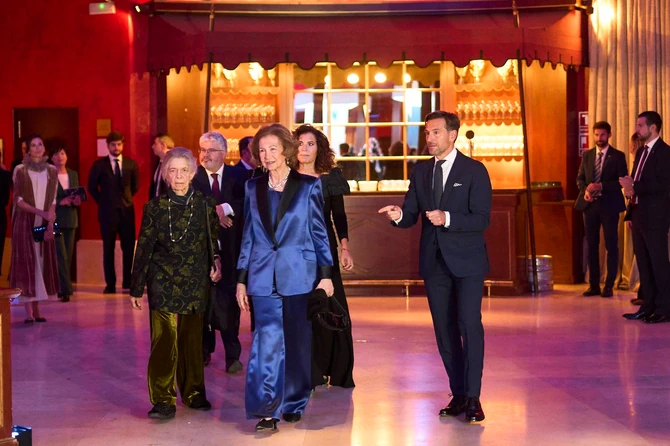 Princeza Irena sa sestrom Sofijom 