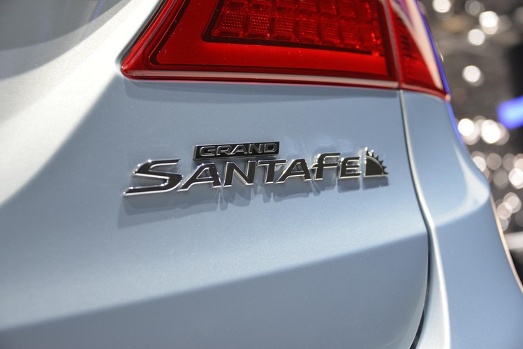 Hyundai grand santa fe
