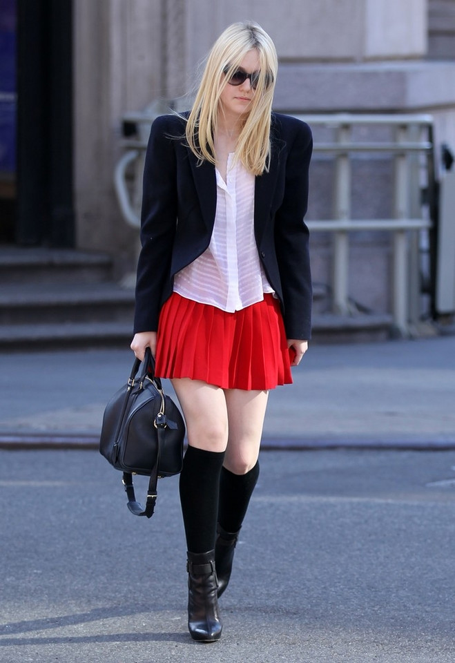 Dakota i Elle Fanning/fot. East News