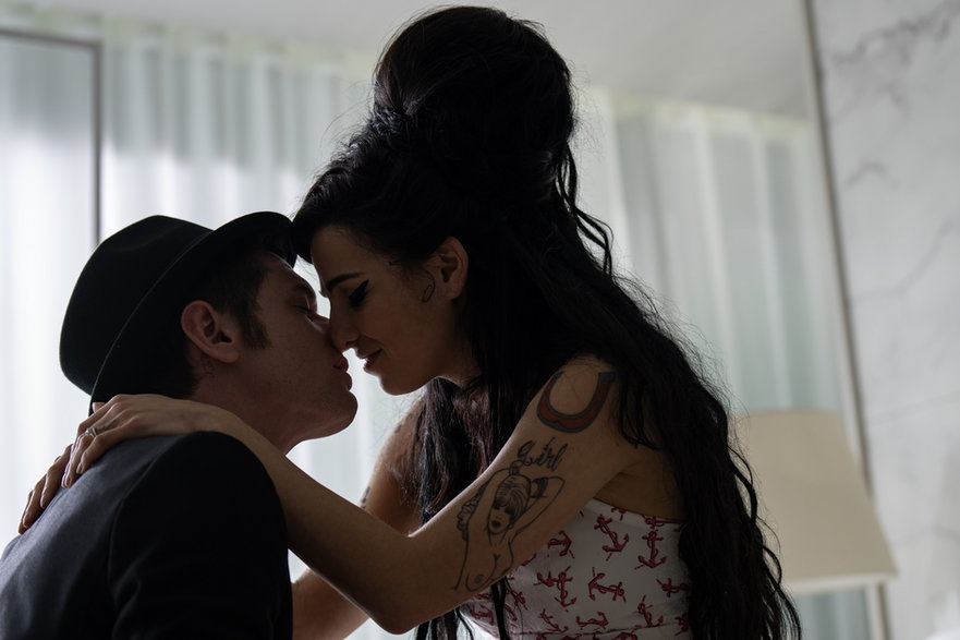 Marisa Abela w filmie "Back to Black. Historia Amy Winehouse"