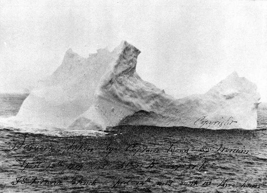 Ledena santa u koju je Titanik udario započela je svoj put oko 1000. godine p.n.e.