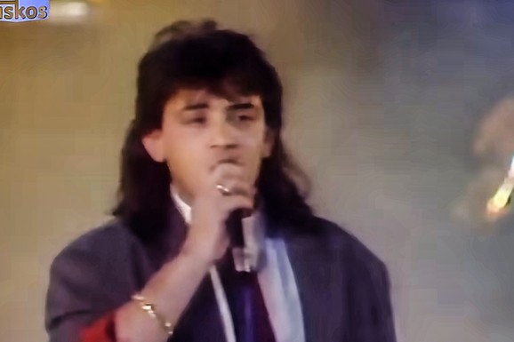 IMAO JE SAMO 28 GODINA KAD JE POGINUO Na današnji dan pre 32 godine legenda narodne muzike nastradala u saobraćajnoj nesreći: "Nije mu bilo spasa"