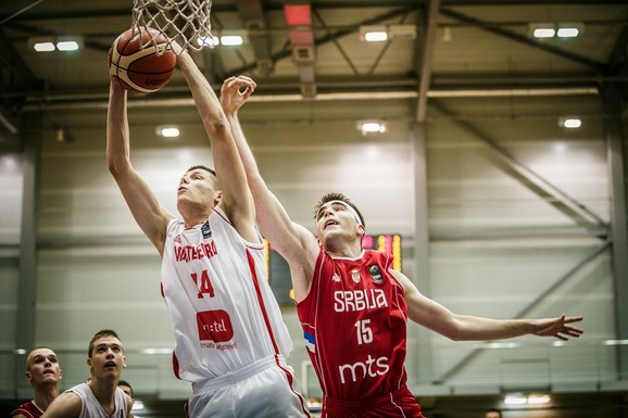 Detalj sa meča Srbija - Crna Gora