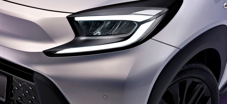 Najtańsza Toyota trzęsie rynkiem i spala 4,6 l/100 km. Ile kosztuje?