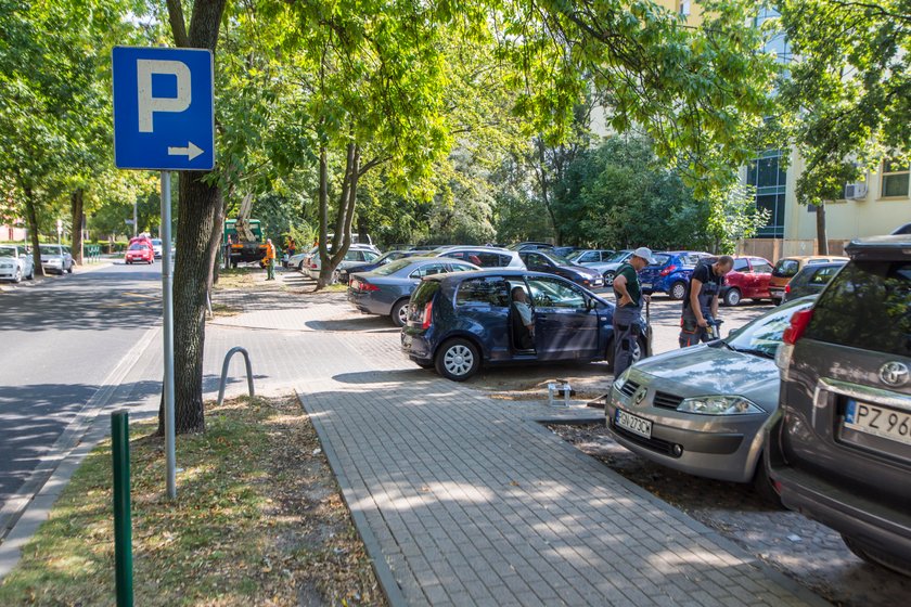 Parking przy szpitalu onkologicznym