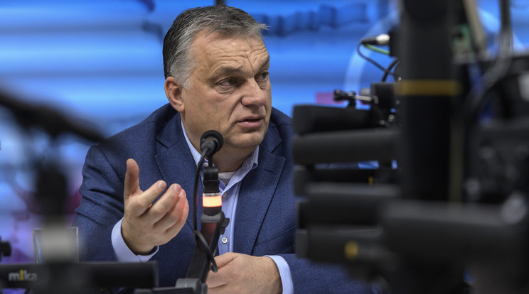 Orbán Viktor a Kossuth Rádióban / Fotó: MTI Szigetvári Zsolt