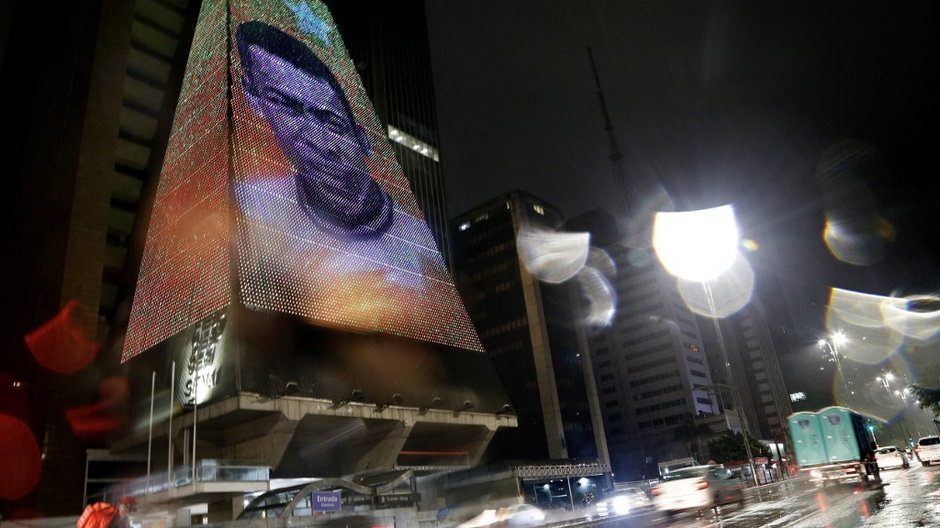 Wizerunek Pele wyświetlony 29 grudnia w Sao Paulo 