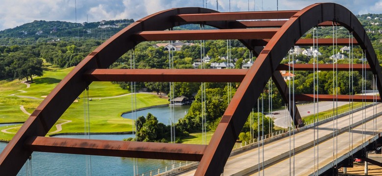 Czy potrafisz jak najszybciej przejść przez most? Tylko osoby z wysokim IQ mogą rozwiązać tę łamigłówkę w 30 sekund