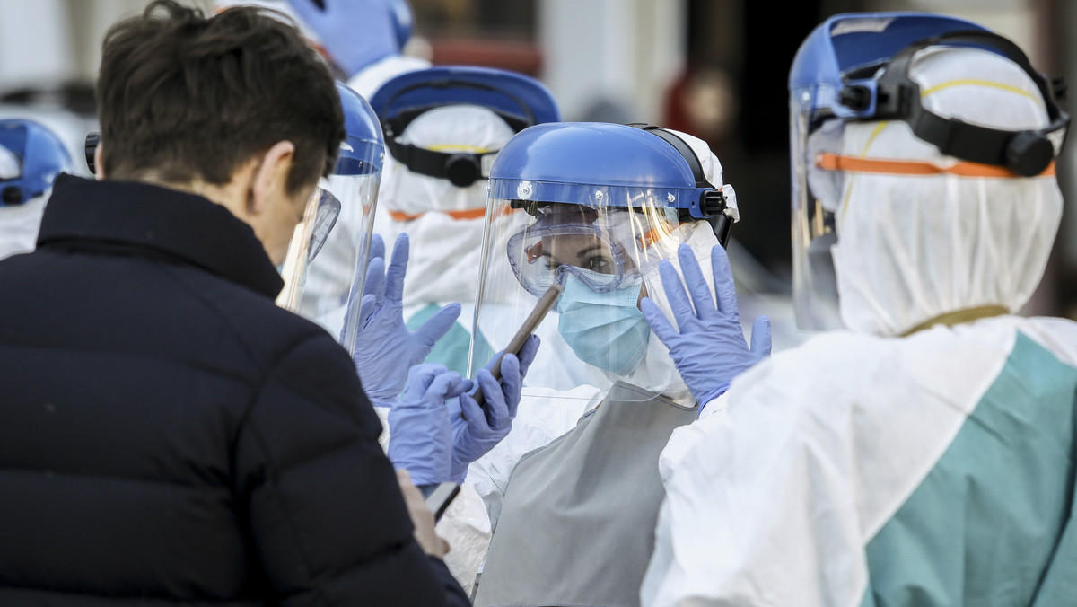 Koronawirus w Europie. Ukraina wkracza w drugi etap walki z pandemią