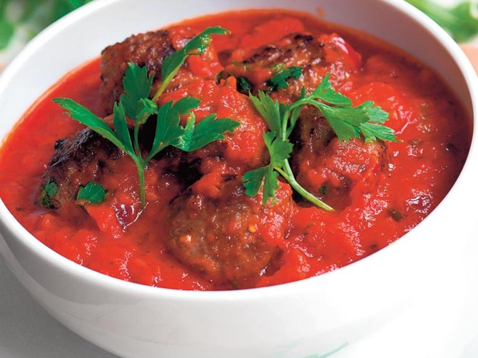 29081_stock-photo-meatballs-in-tomato-sauce-shutterstock_64096324