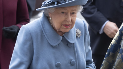 A születésnapján üzent a világnak a gyászoló II. Erzsébet királynő: ezeket a gondolatokat fogalmazta meg