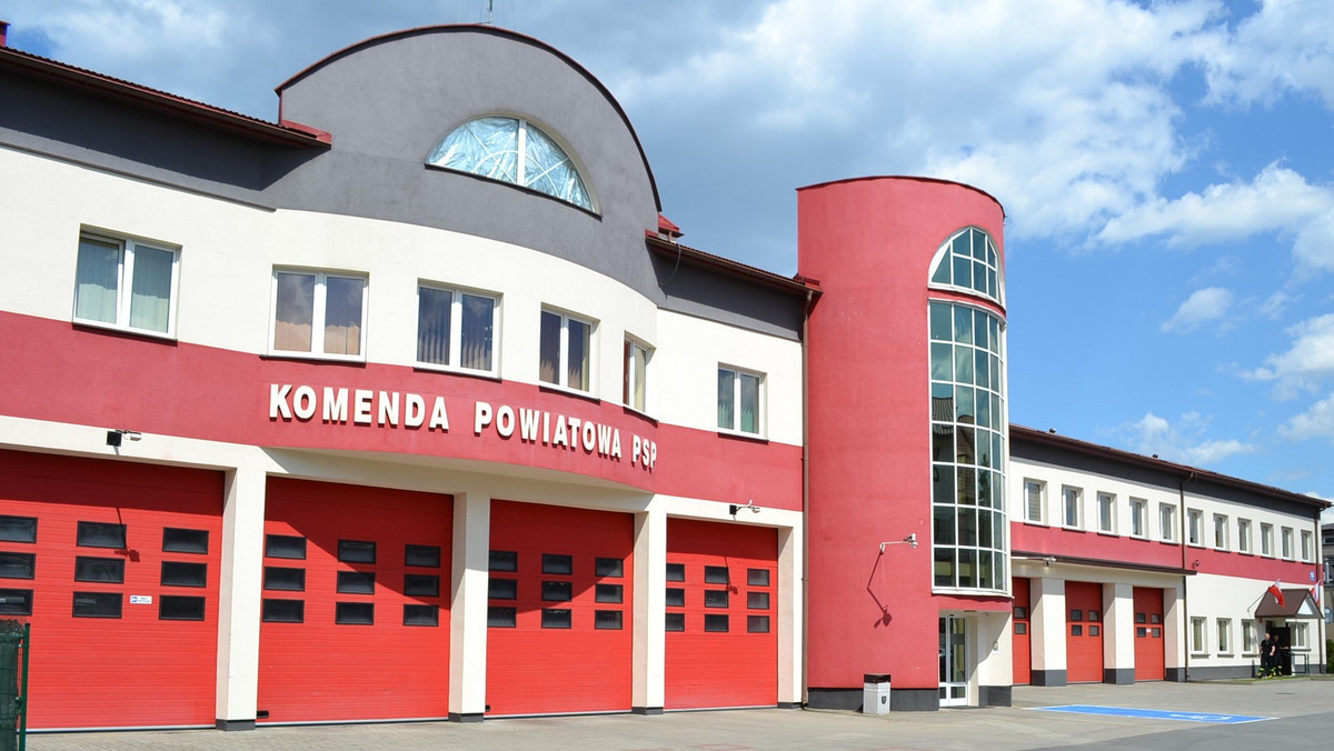 Piorun uderzył w siedzibę strażaków w Biłgoraju. Są utrudnienia