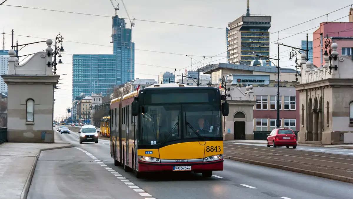 Autobus komunikacji miejskiej