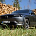 Pierwsza elektryczna Mazda. MX-30 nie bije się o zasięg