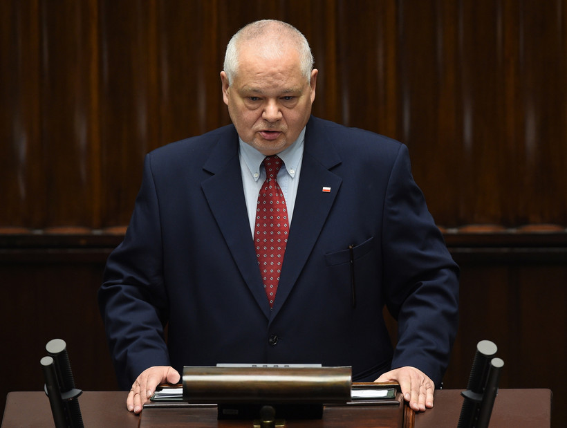 Powołany przez Sejm 10 czerwca na stanowisko prezesa NBP Adam Glapiński złożył we wtorek przed Sejmem przysięgę