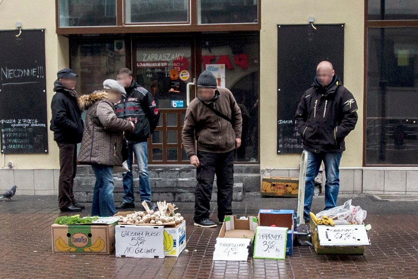 Handlarze na katowickich ulicach