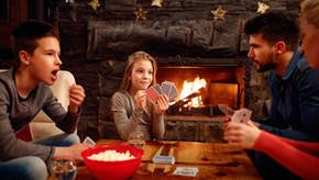 Spielspaß für Erwachsene: Die besten Kartenspiele im Vergleich