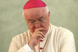 Abp Józef Wesołowski Kościół katolicki