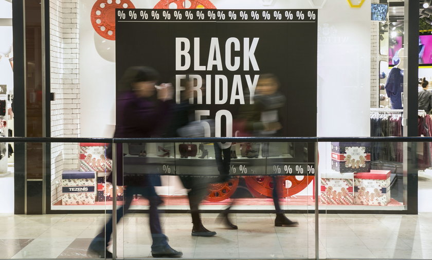 Black Friday 2021. Kiedy w tym roku wypada Czarny Piątek i Cyber Monday?