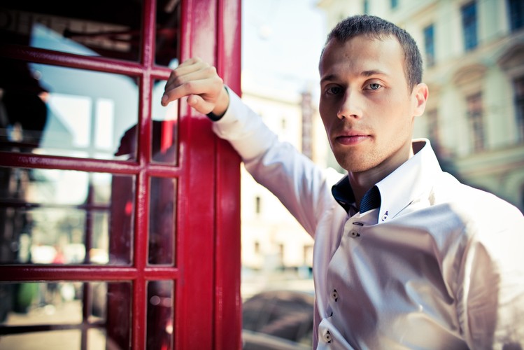 3. Brytyjczycy - to trzeci najbardziej nieuprzejmy naród na świecie, wynika z sondy Skyscanner.com. Na Brytyjczyków głosowało 10.43 proc. osób