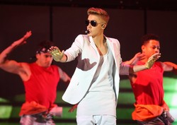 Justin Bieber ma wielu fanów... fikcyjnych