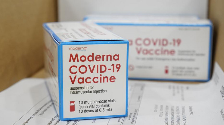 Az eddig leszállított Moderna vakcinák döntő részét az Egyesült Államok kapta / Fotó: MTI - AP