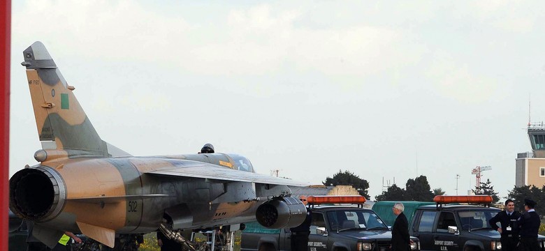 Dyktator chce karać śmiercią nieposłusznych pilotów