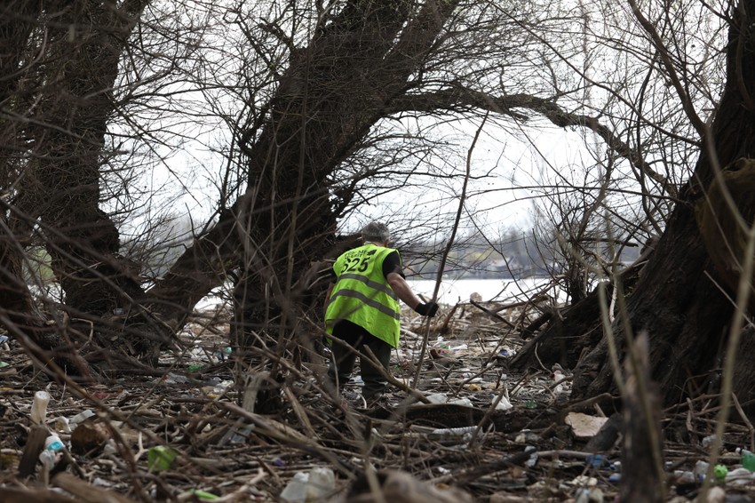 Potraga za nestalim mladićima