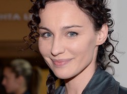 Maję Hirsch kuszą rosyjskie seriale. Kolejna aktorka opuści Polskę?