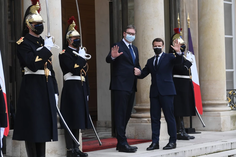 vucic i makron foto predsednistvo srbije (9)