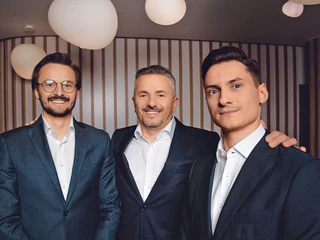 Producent „Grześków” i „Jeżyków” – Grupa Colian, to jeden z Diamentów Wielkopolski. Jego założyciel Jan Kolański prowadzi firmę razem z synami – Mateuszem i Łukaszem.