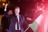 Peter Magyar uwiódł prowincję. Na Węgrzech, jeżeli chce się porwać tłumy, trzeba być narodowym tradycjonalistą