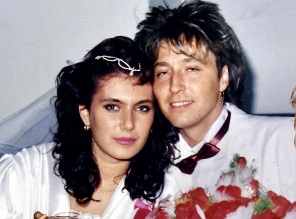 Marianna 1985-ben ismerte meg a zenészt, akinek a lába 
előtt hevertek a nők, négy esztendővel később hozzáment