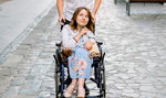 Miasto wdraża standardy dostępności dla osób z niepełnosprawnościami