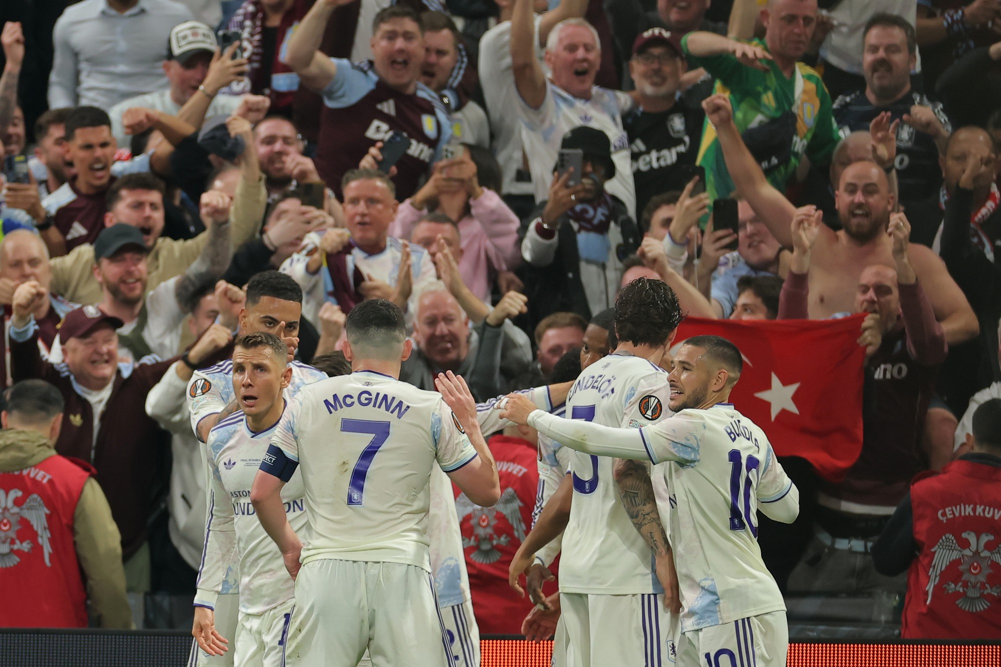 Finále Európskej ligy 2026: SC Freiburg - Aston Villa FC.