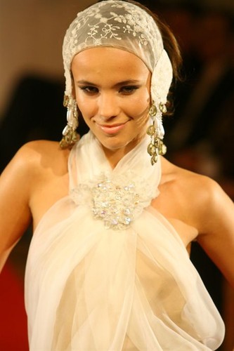 01.03.2007. WARSZAWA ZAMEK KROLEWSKIPOKAZ MODY  Z KOLEKCJI  JAROSZEWSKIEJ Z OKAZJI OTWARCIA MUZEUM HISTORII POLSKIFOT. PIOTR MOLECKI