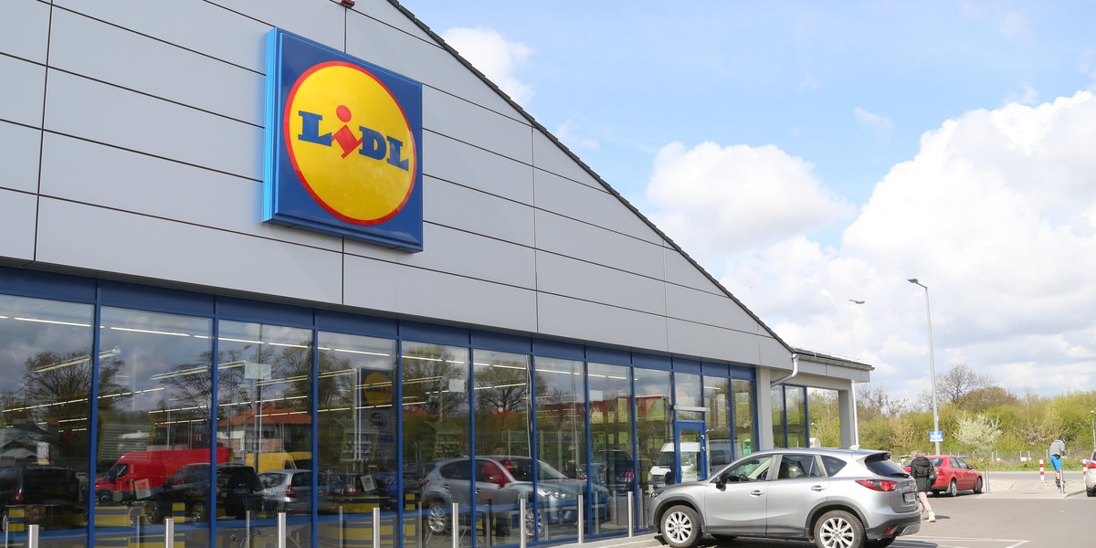 Lidl to po Biedronce druga największa sieć dyskontów w Polsce.