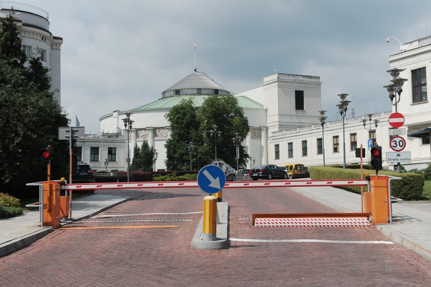 Posłowie nie chcą się zająć wcześniejszymi emeryturami