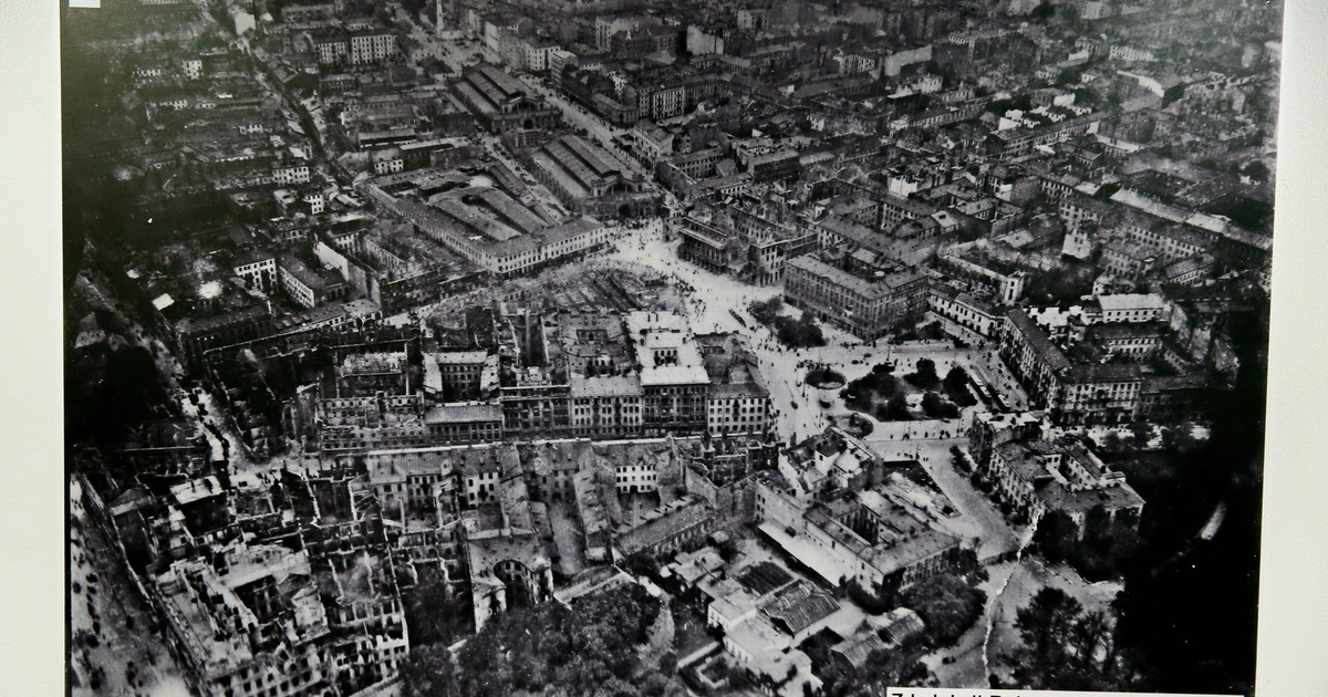 Niezwykłe zdjęcia Warszawy wykonane przez Luftwaffe dzień po