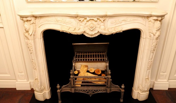 Beli kamin sajam namestaja 071119 RAS foto Milan Ilic60 preview