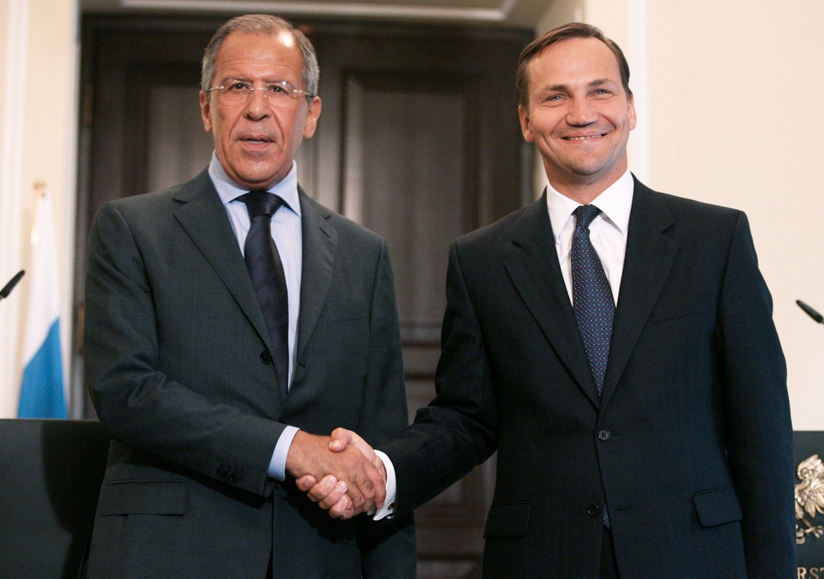 Siergiej Ławrow i Radosław Sikorski