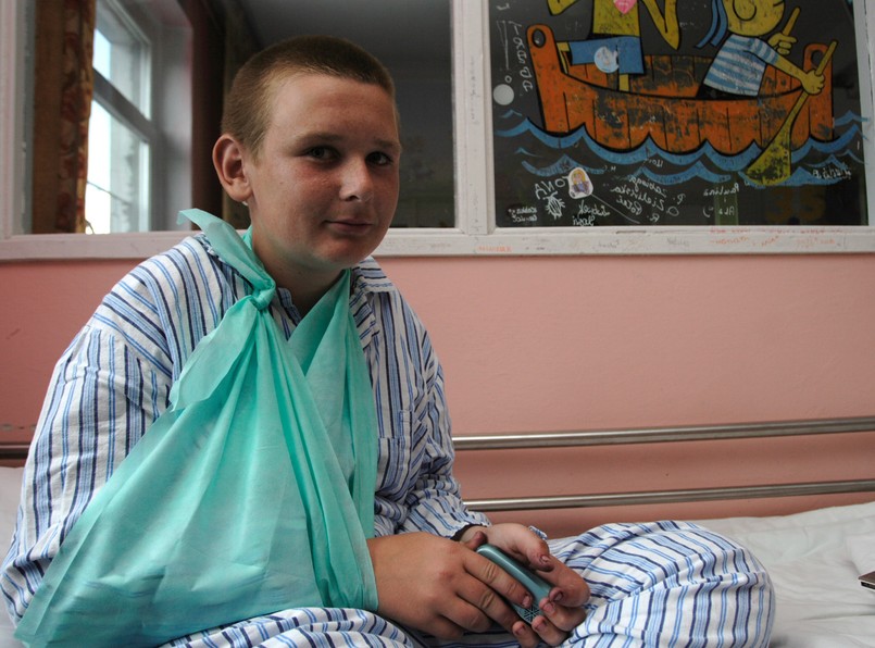 Dwoje dzieci zostało rannych po uderzeniu pioruna