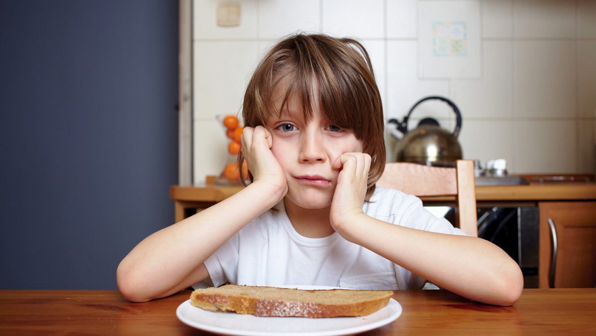 Niedożywienie jest główną przyczyną zahamowania wzrostu u dzieci. Nowe badanie przeprowadzone na populacji egipskich nieletnich sugeruje, że problem ten dotyczy nie tylko ilości jedzenia, ale także jego jakości.