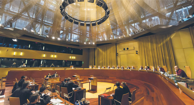 Od postanowienia o zamrożeniu pieniędzy będzie można odwołać się do Trybunału Sprawiedliwości UE