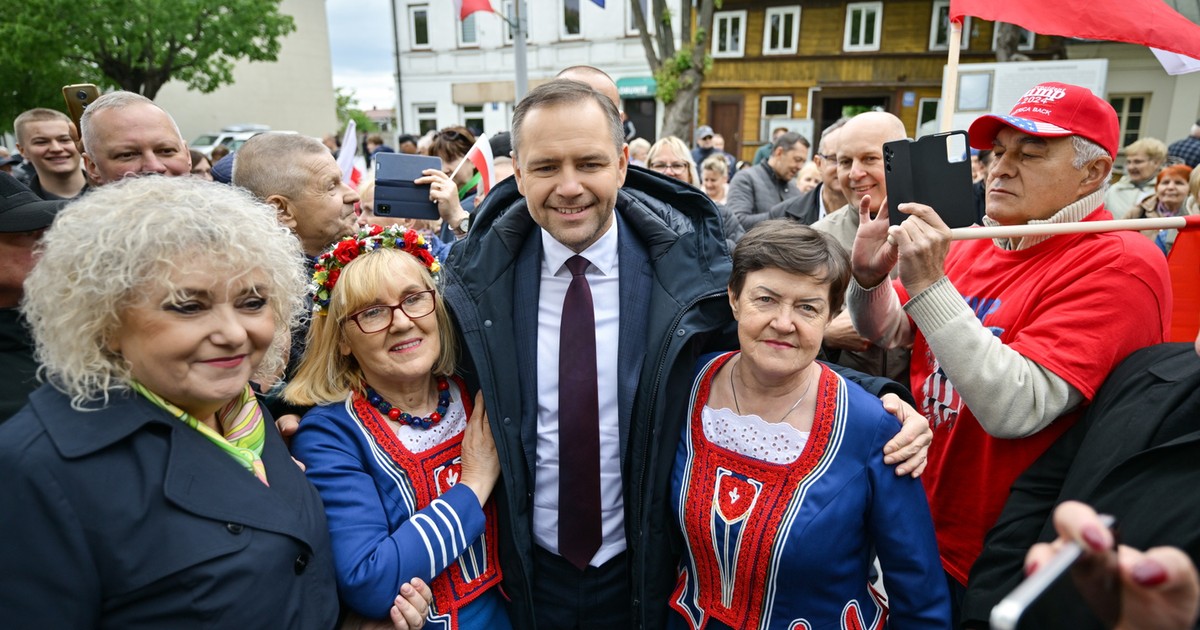 Zapytaliśmy wyborców PiS o aferę z mieszkaniem Nawrockiego. "Szatańskie sztuczki!"