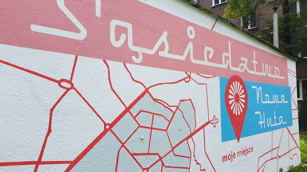 Mural w Nowej Hucie powstał w ramach akcji budowania więzi między społecznościami romskimi i nie-romskimi