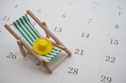 Ponad 2700 zł lub 3600 zł dofinansowania do wakacji. Wczasy pod gruszą 2025. Jakie warunki trzeba spełnić?